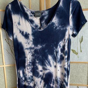 Olivia Rae Dresses Olivia Rae Tie Dye Blue White Midi Dress w/ Pockets. Size: S